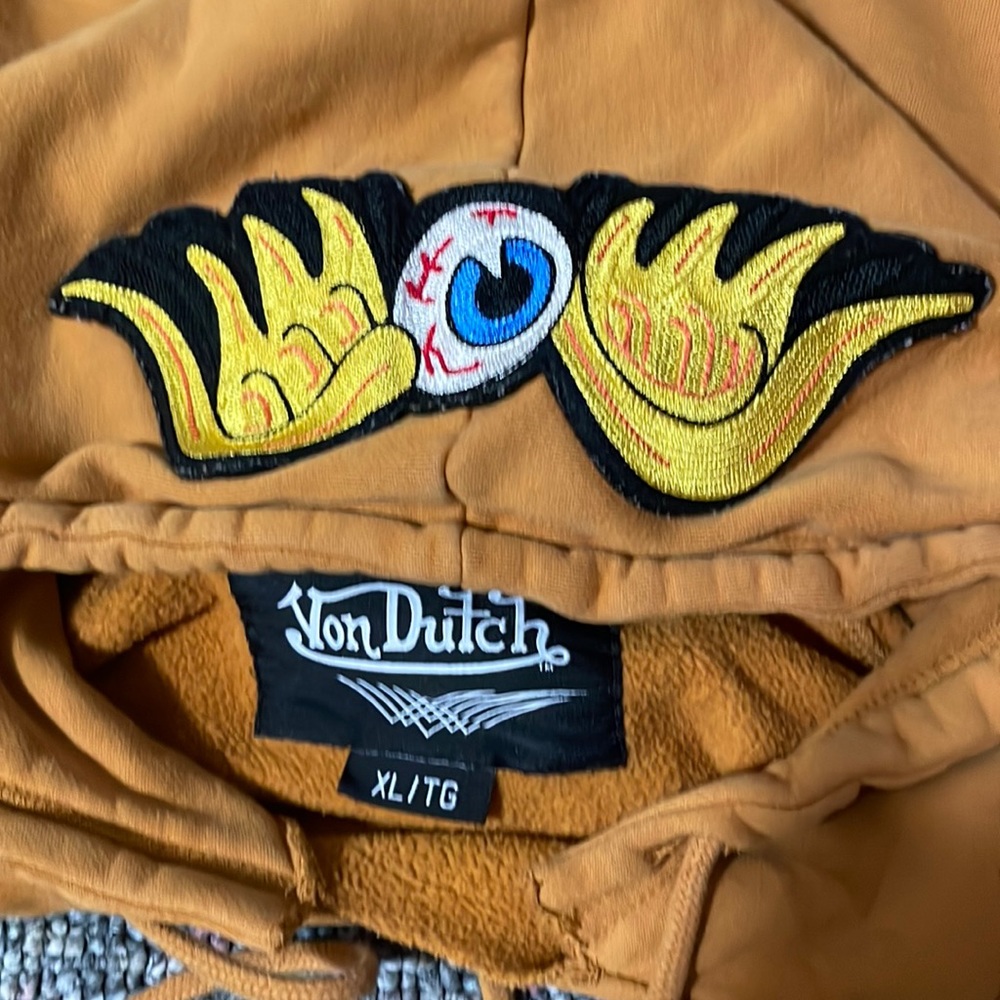 Von Dutch men’s sweater